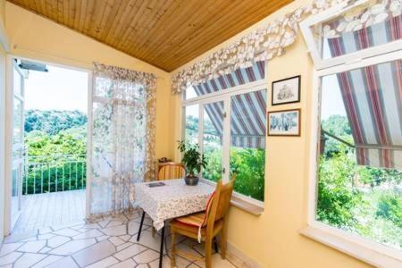 Guesthouse Kanjuo 믈리니 외부 사진