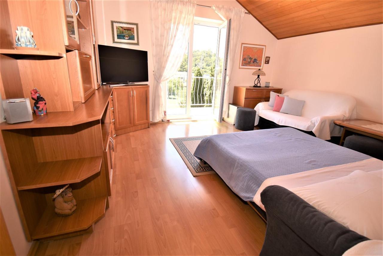 Guesthouse Kanjuo 믈리니 외부 사진