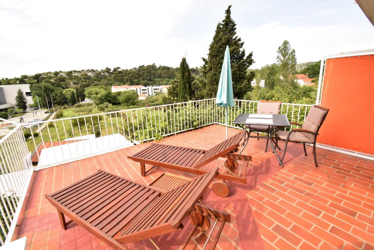 Guesthouse Kanjuo 믈리니 외부 사진